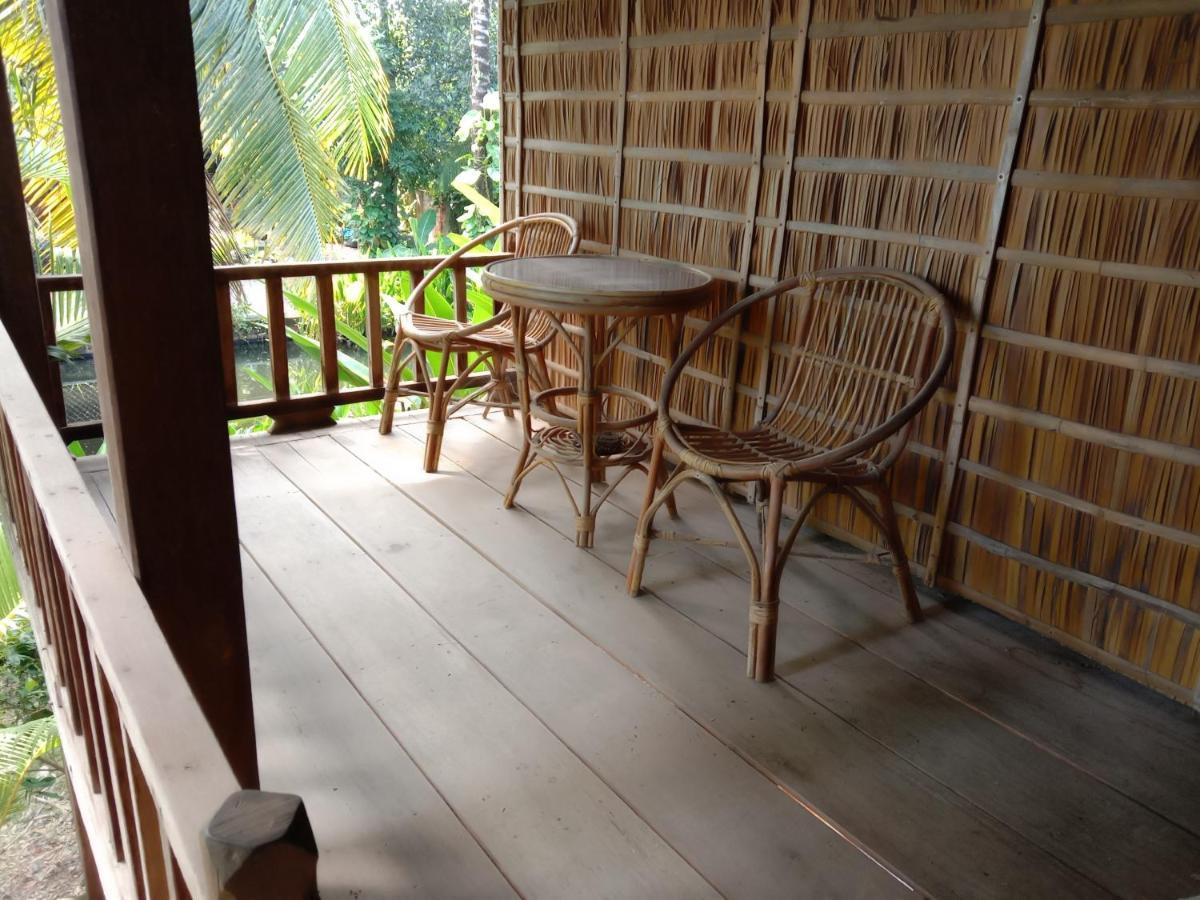 O'Hamok Family Homestay Battambang Extérieur photo