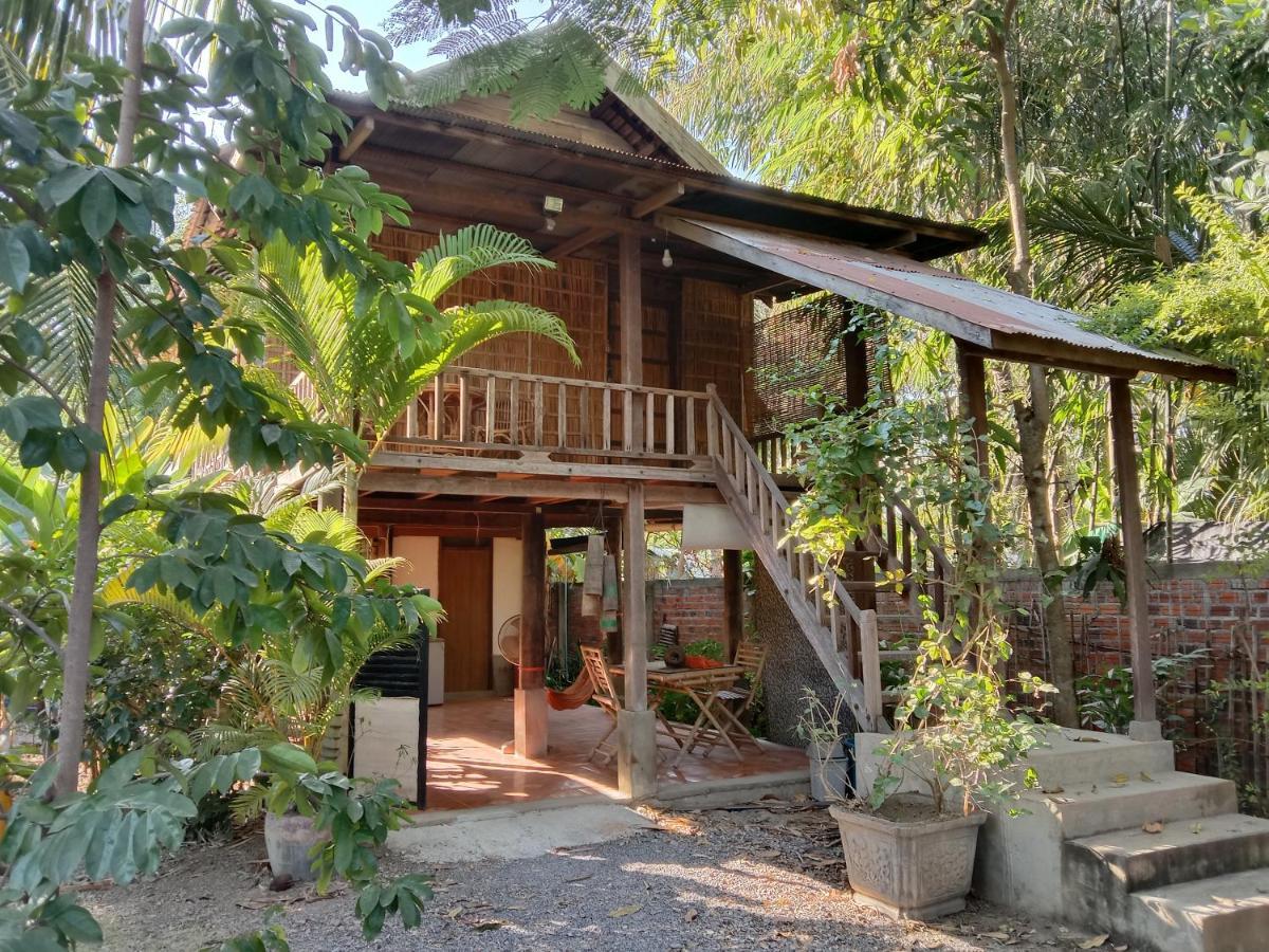 O'Hamok Family Homestay Battambang Extérieur photo