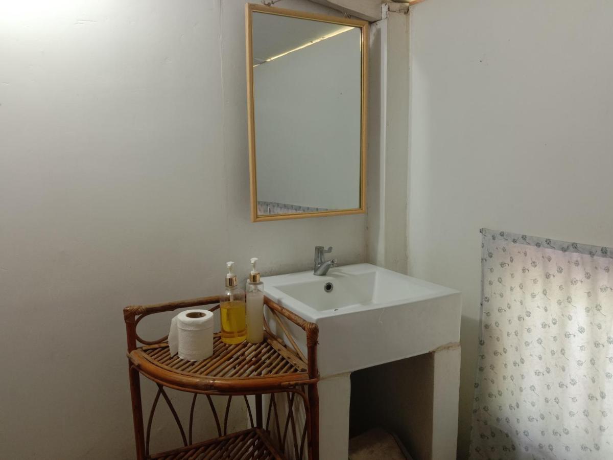 O'Hamok Family Homestay Battambang Extérieur photo
