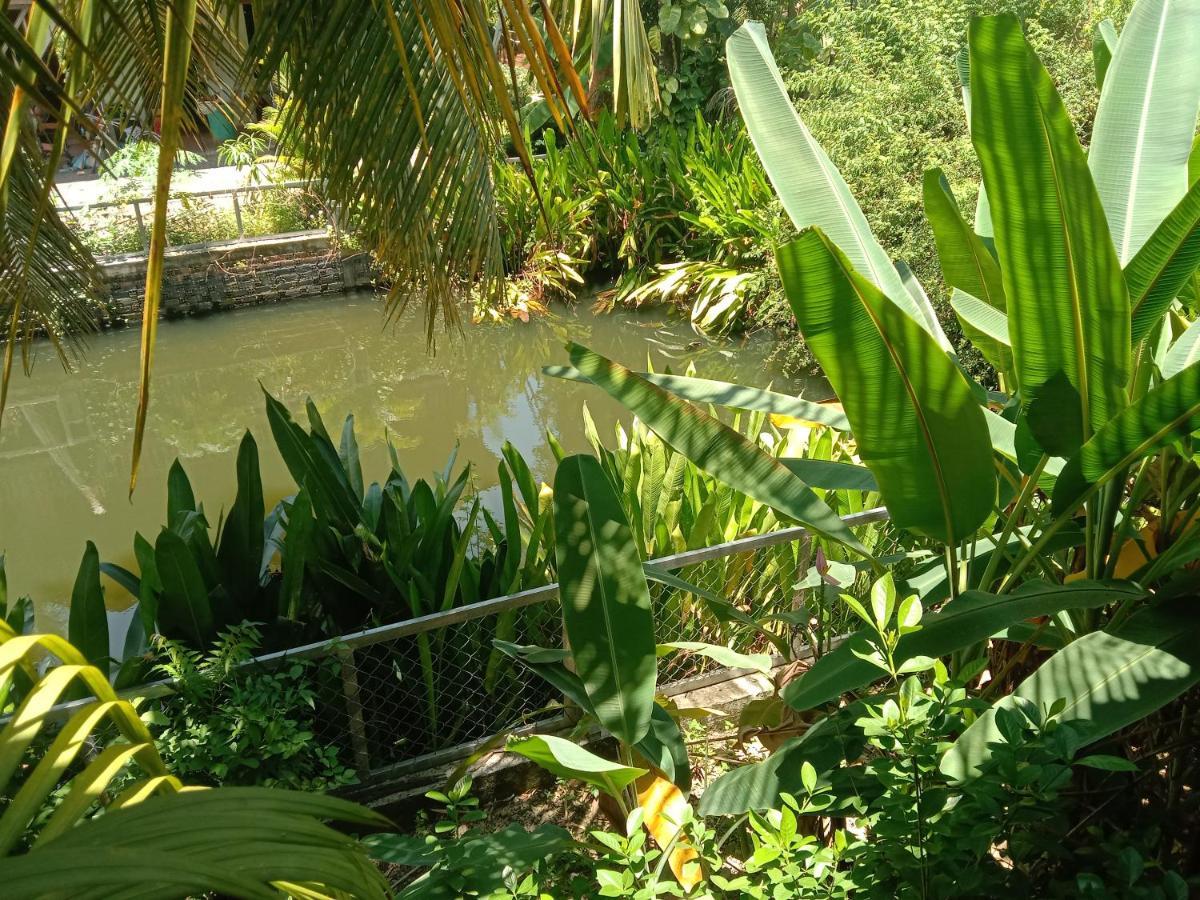 O'Hamok Family Homestay Battambang Extérieur photo